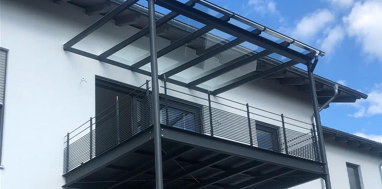 Prasch-Schlosserei_Startseite_Terrassenueberdachungen
